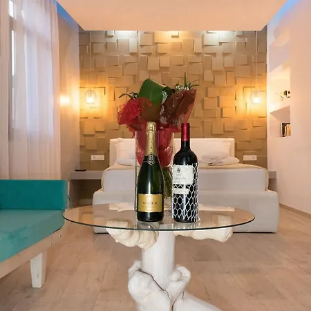 Diamond Boutique 3*