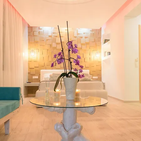 Diamond Boutique 3*